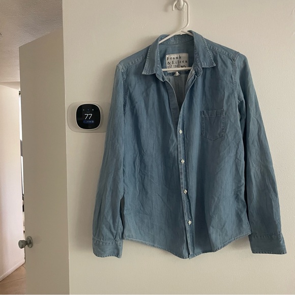 Frank & Eileen Denim Sky Blue Button-Up size XL - Picture 2 of 8